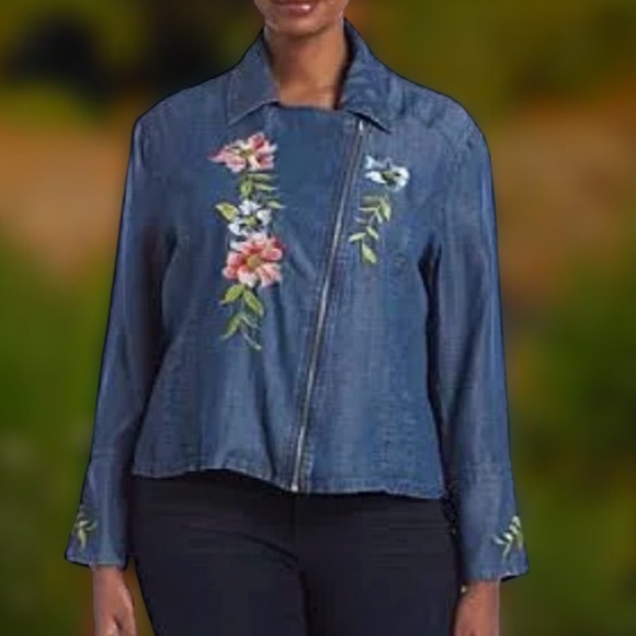 Chelsea & Theodore Denim Look
Embroidered Floral Jacket Size 12 / Medium NWT - Picture 10 of 10